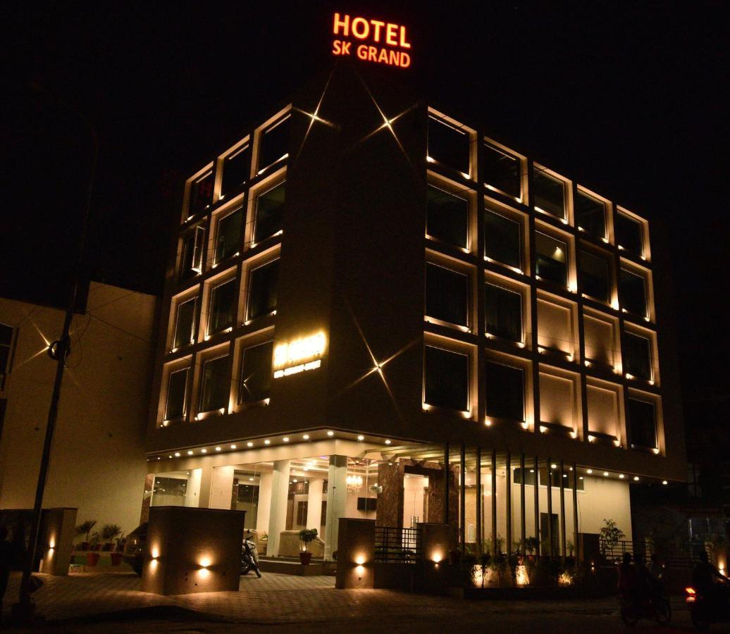Hotel S K Grand Jaipur Exterior photo